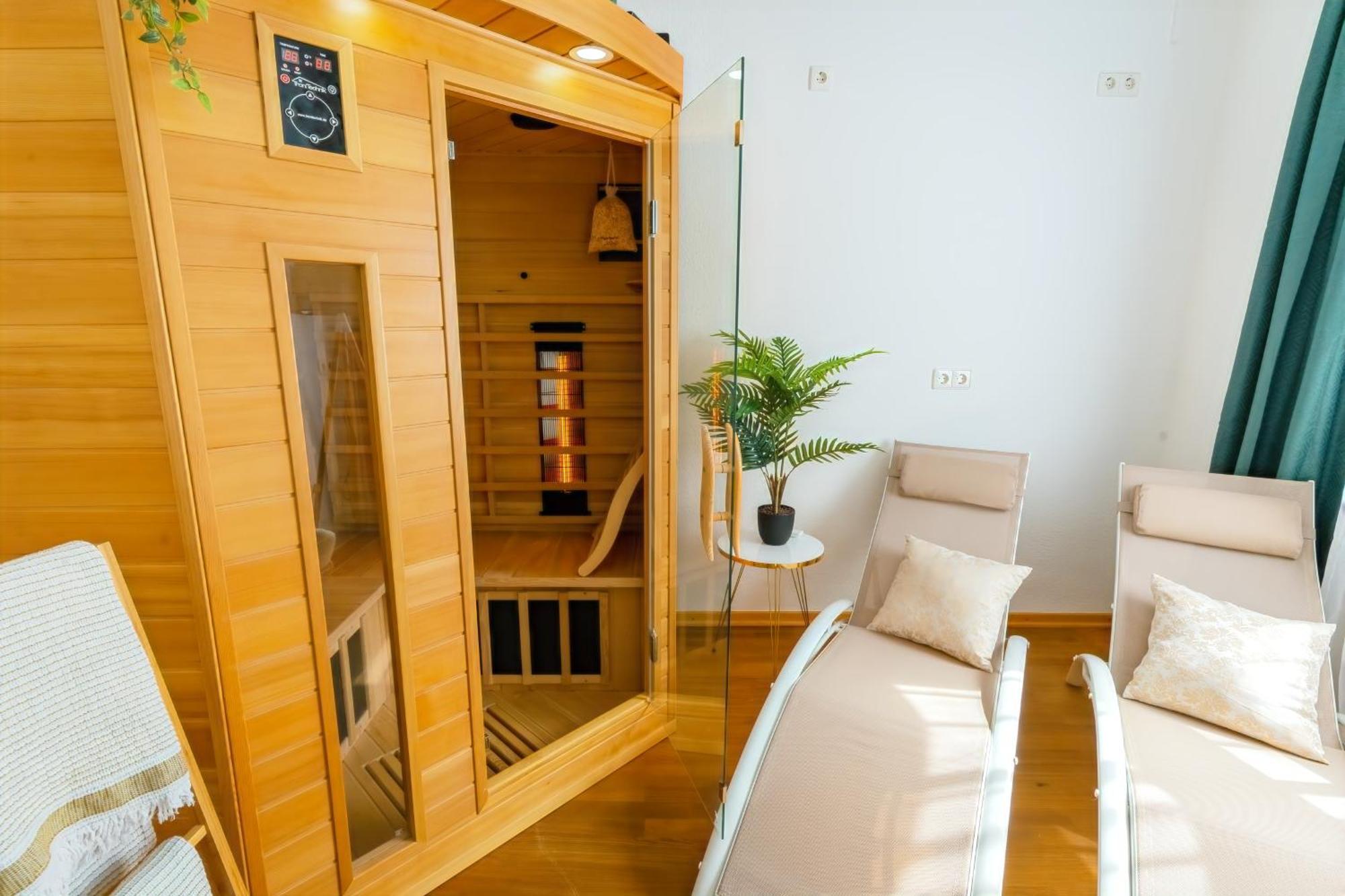 אולם The Big Muenster Fuer Bis Zu 12, Whirlpool, Sauna, Zentral, Tischfussball, Balkon, Gasgrill מראה חיצוני תמונה